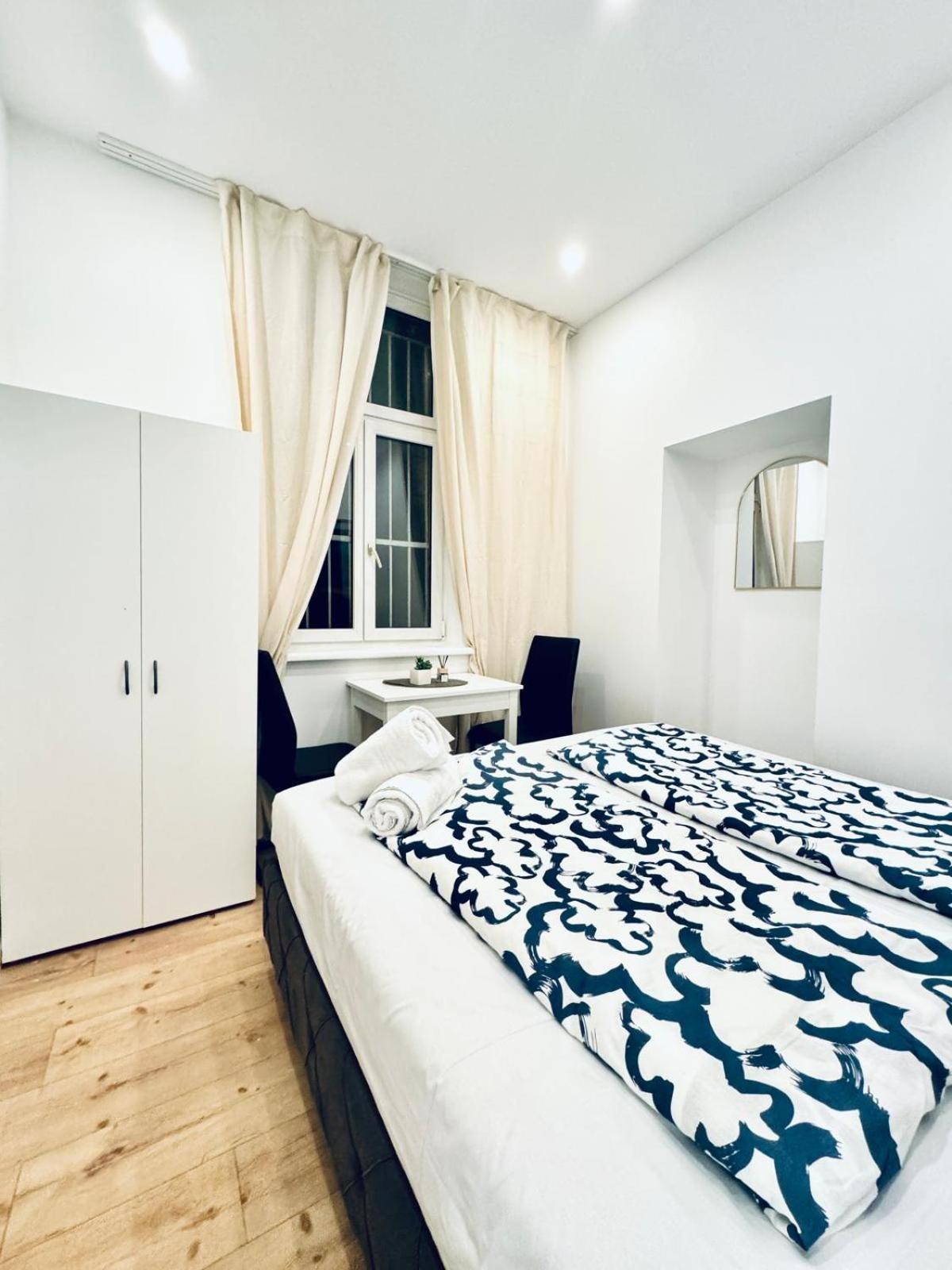 Convenient 4br Shared For 11p, 10 Min To Atzgersdorf Wien