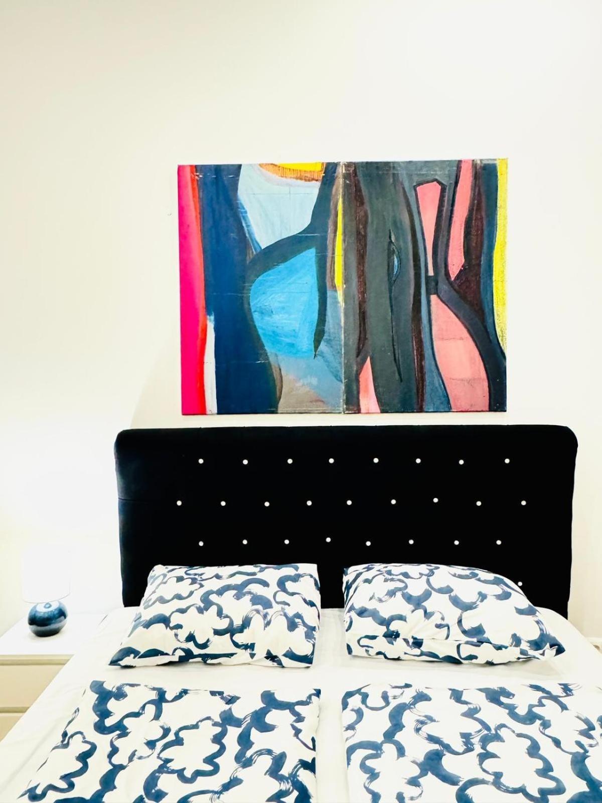 Convenient 4br Shared For 11p, 10 Min To Atzgersdorf Apartment Wien